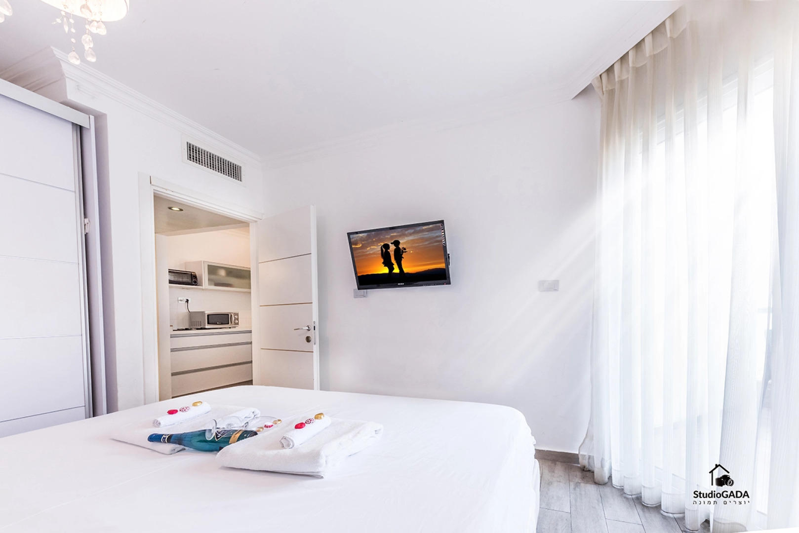 Апарт-Отель Beatiful Suite On The Lake