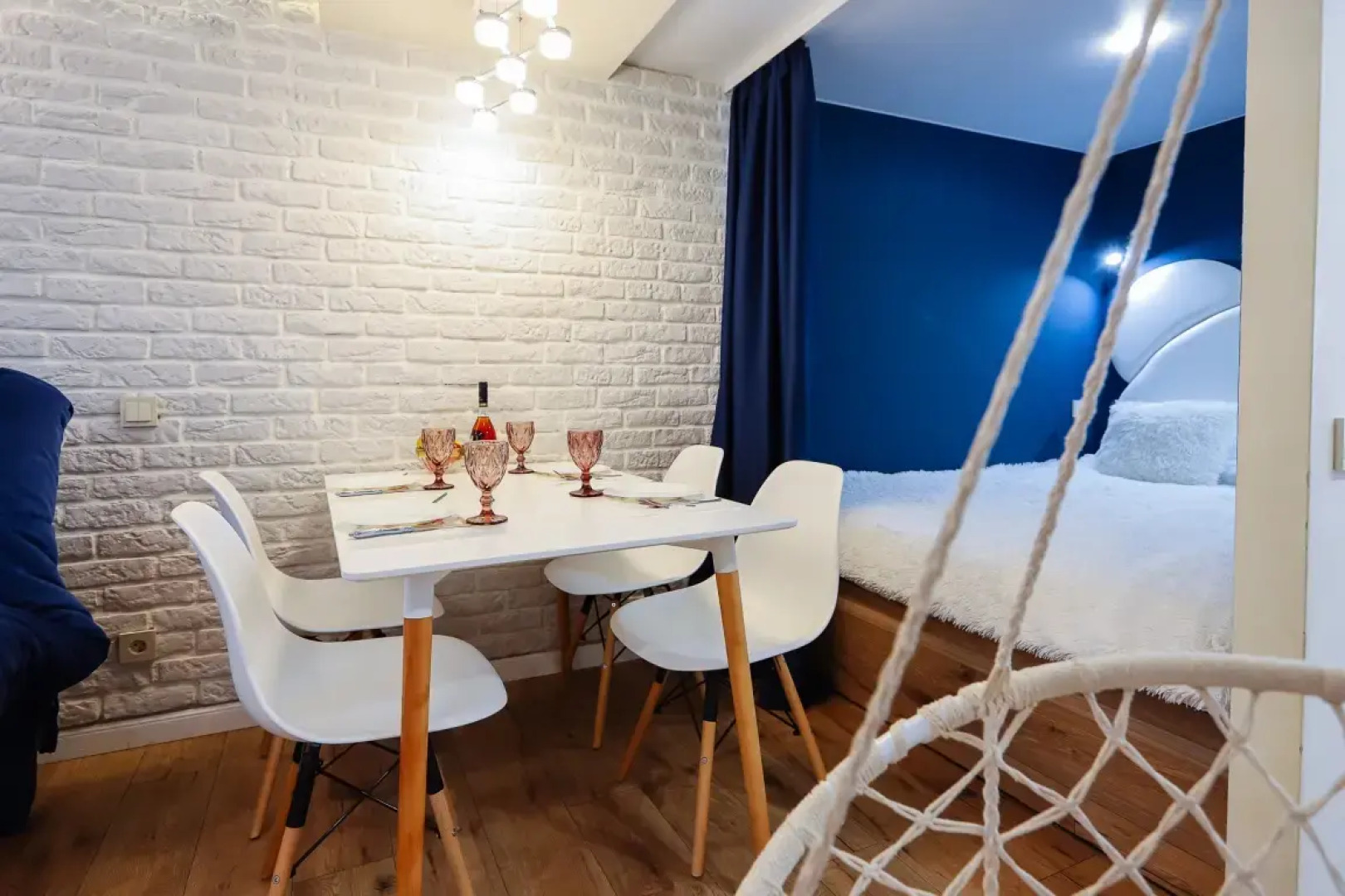 Квартира на Дадаева 4