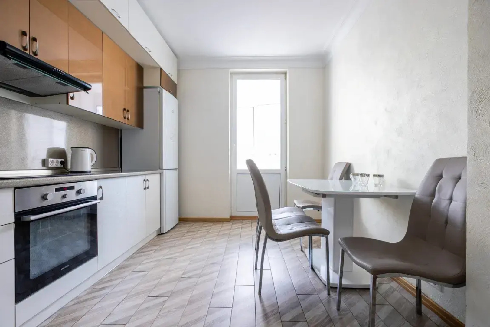 Квартира 5 MaxRealty24 Molodezhnaya 7/1