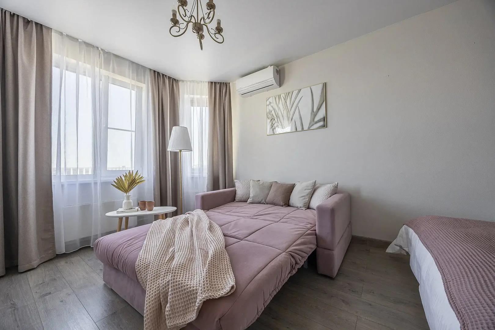 Апартаменты с видом на Волгу улица Карла Маркса 62 метро Стрелка Сова-Дом