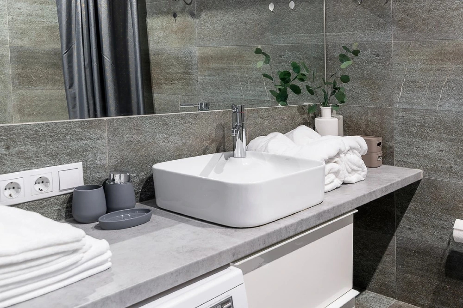 Апартаменты Vlad Apartments