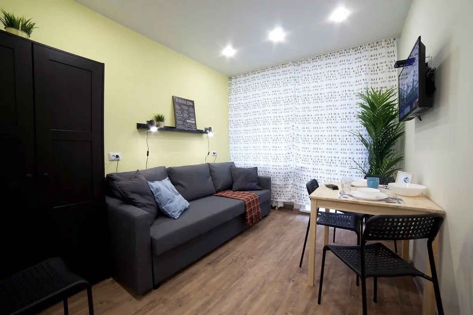 Квартира Серафимовича 1/4-6