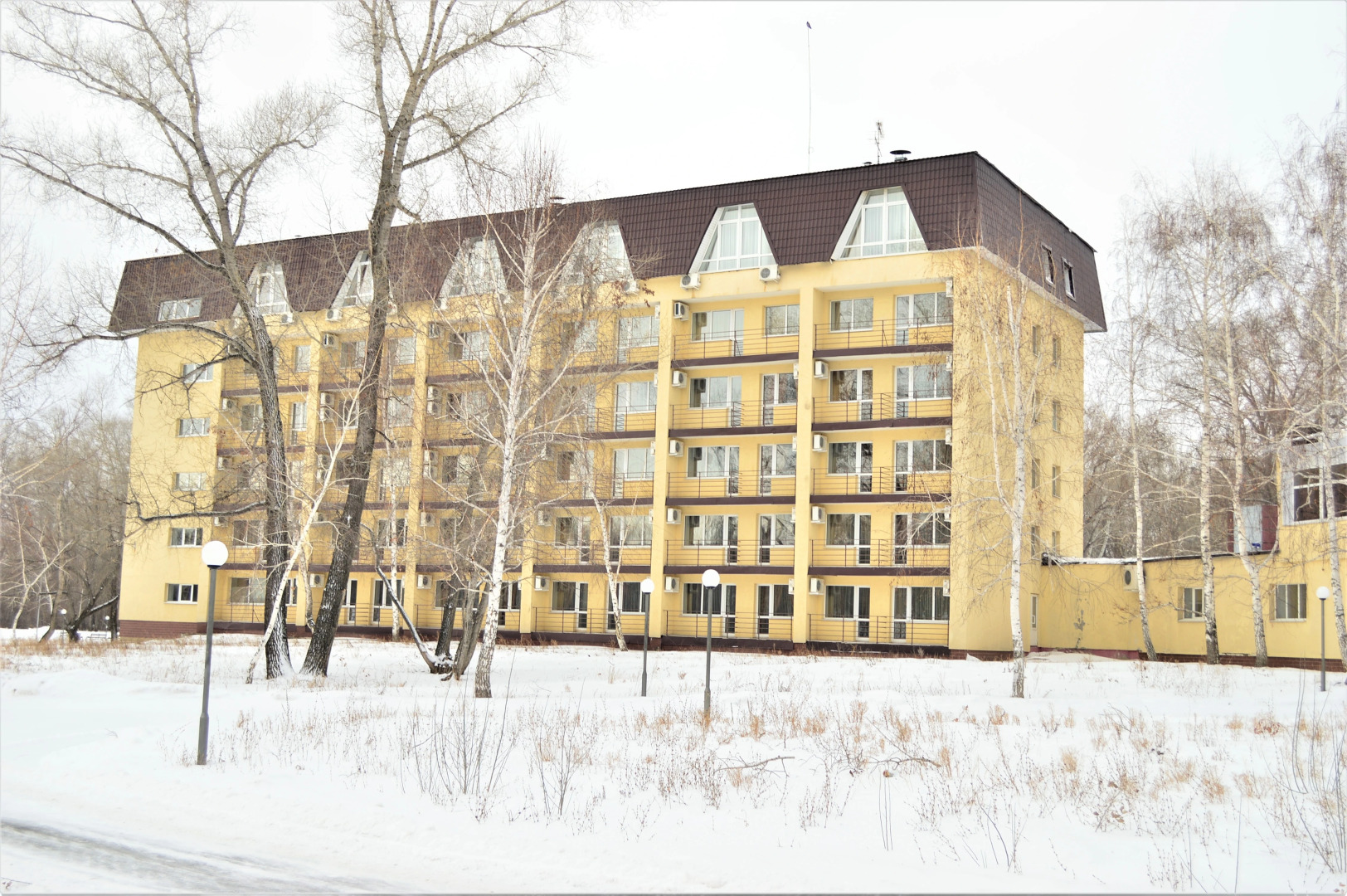 Отель Нежинка