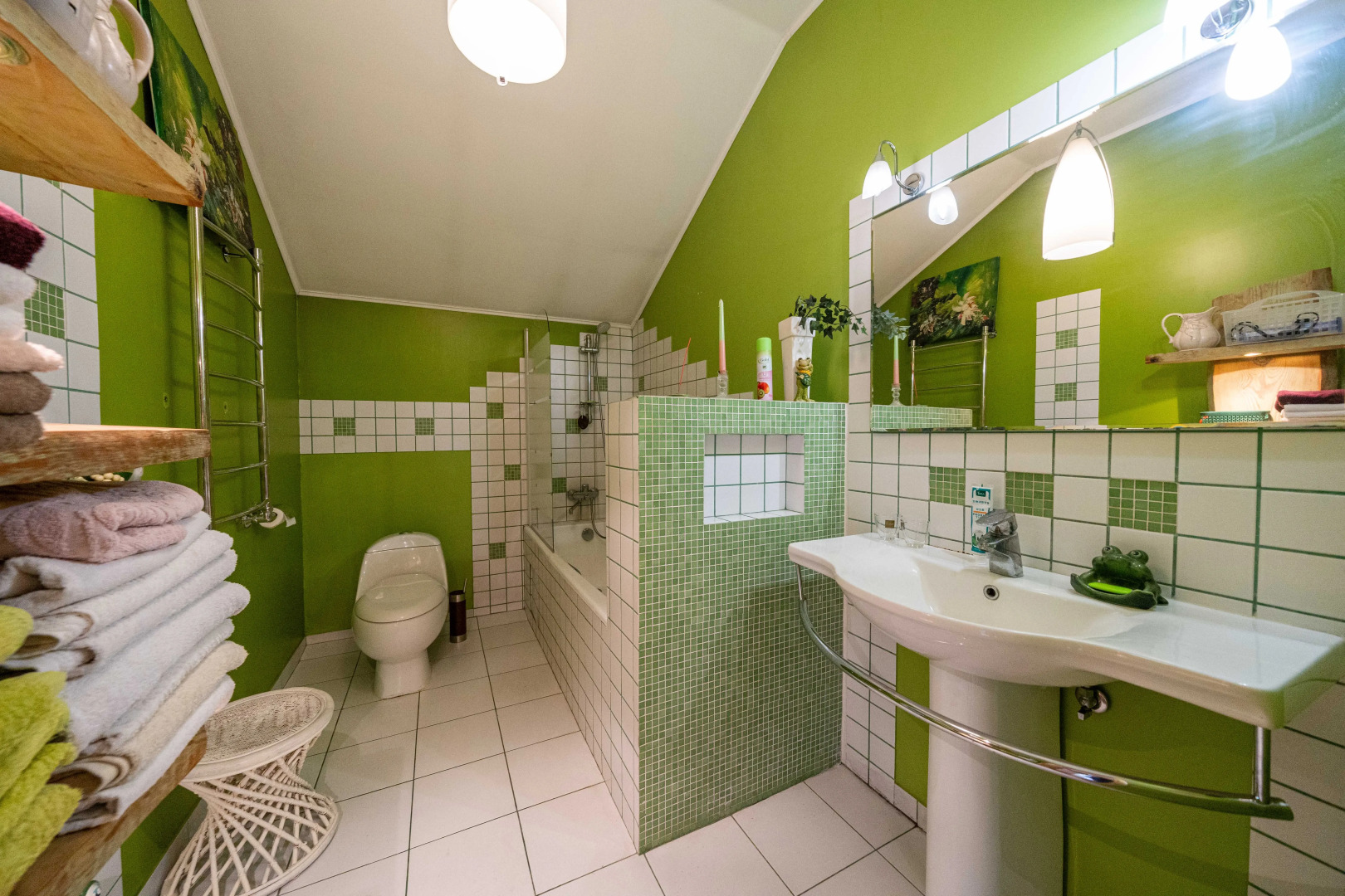 Частный дом Большой уютный коттедж с баней