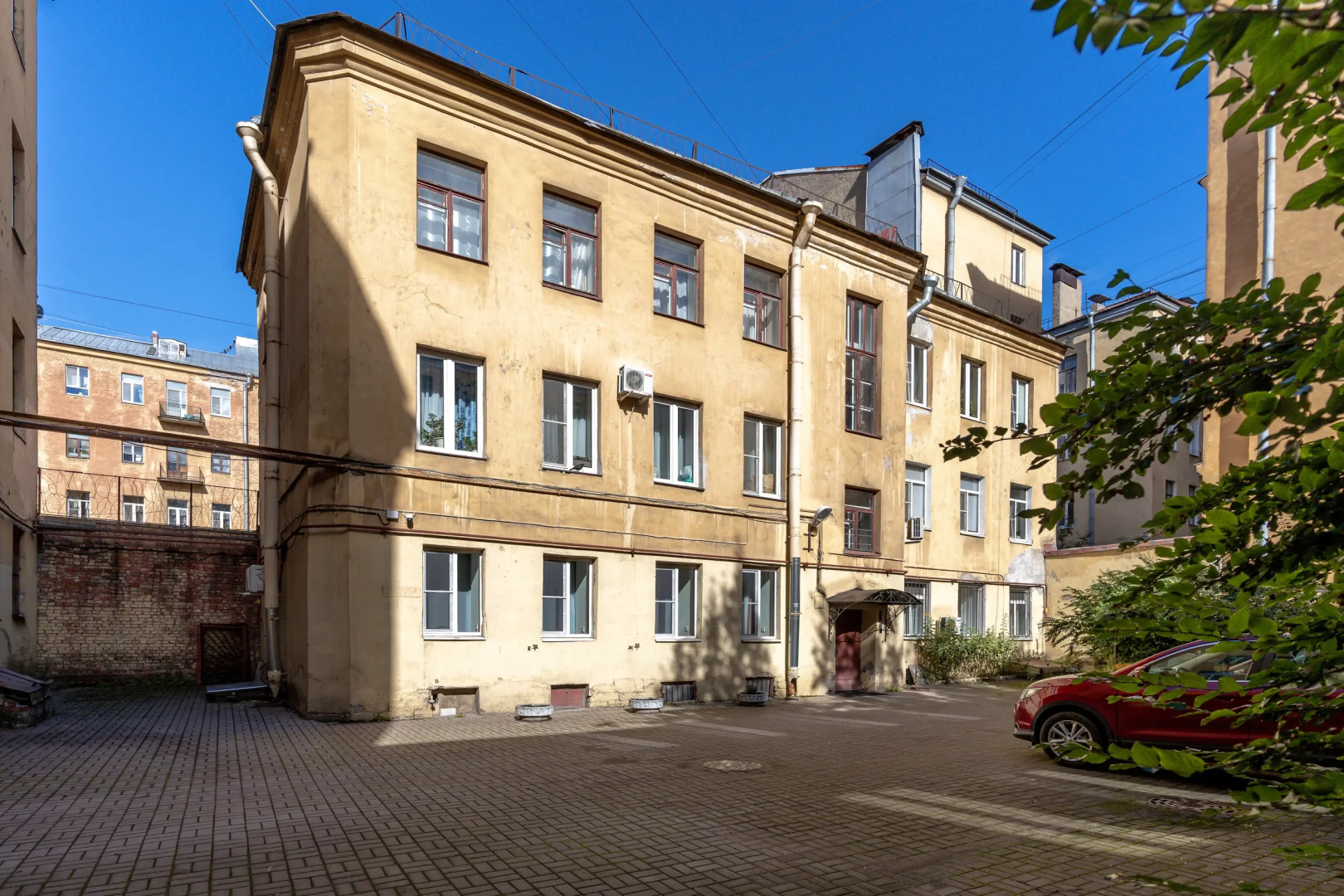 Апартаменты Loft на Марата 20