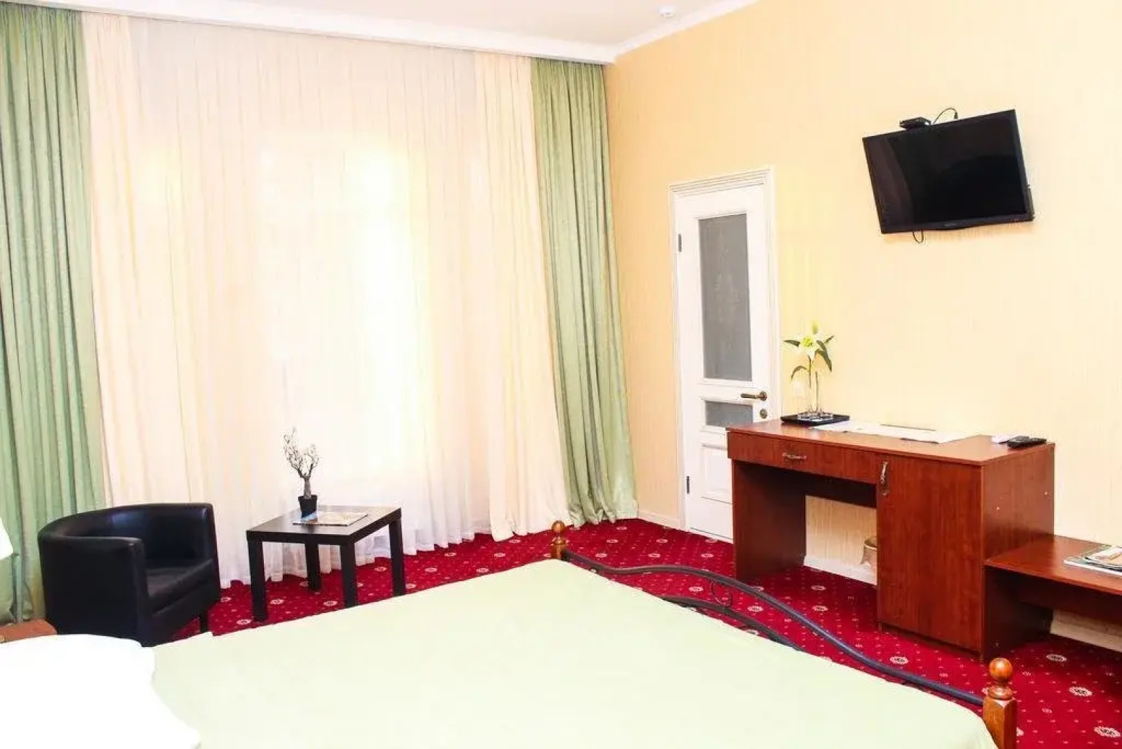 Отель Галар Холл