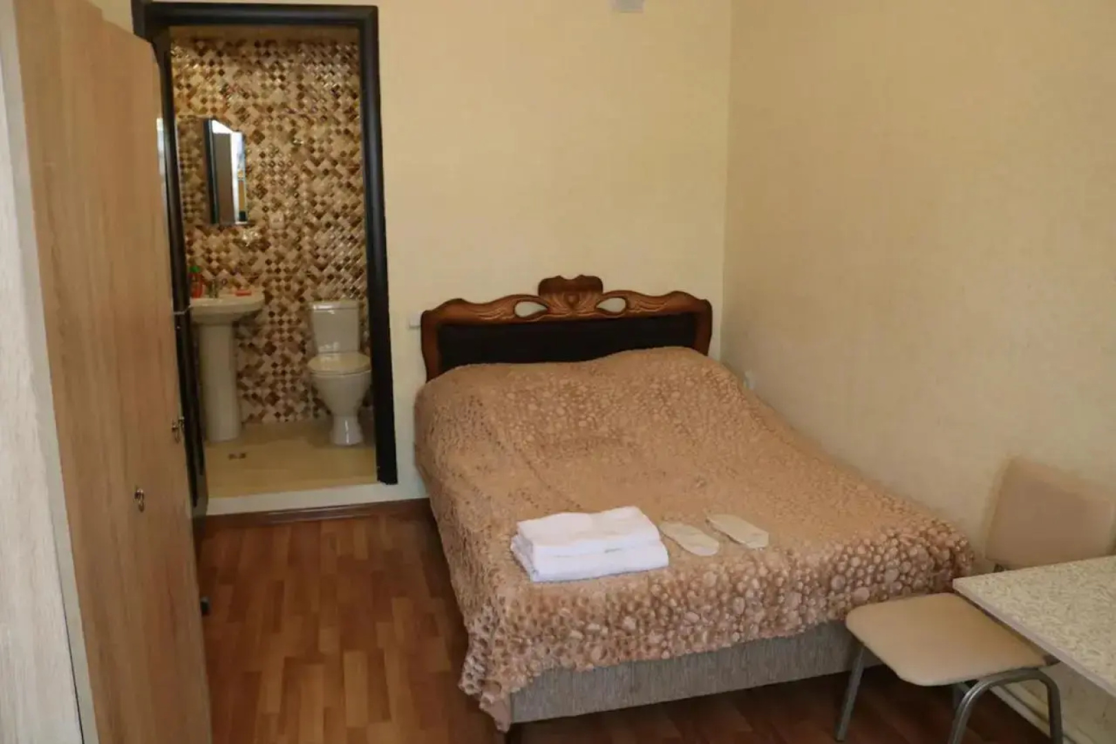 Отель 333