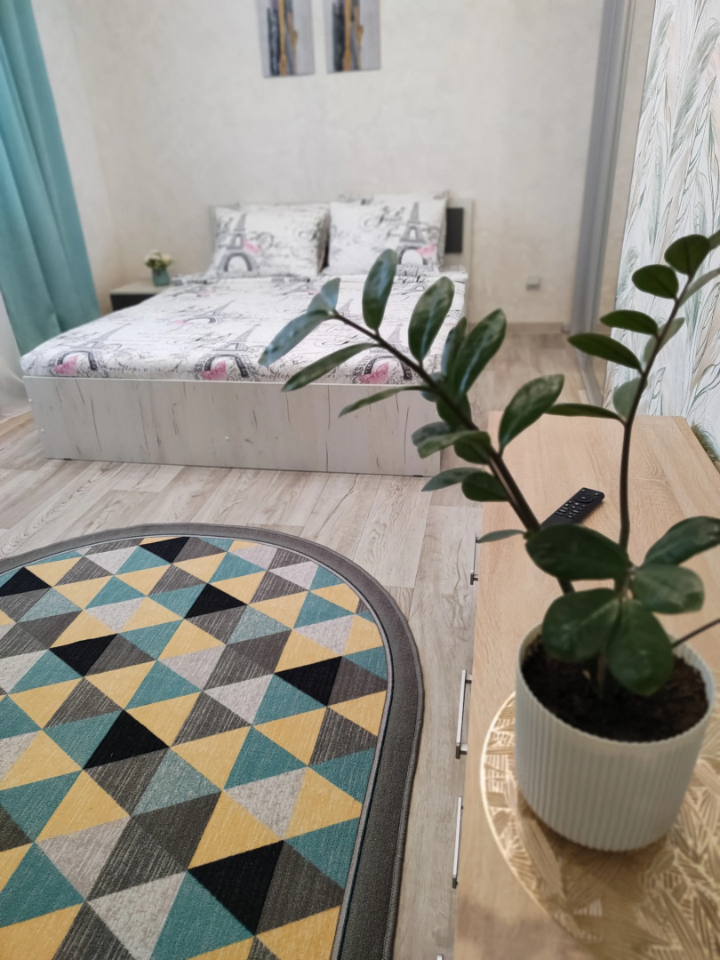 Квартира Новая Cовременная Cтудия с Видом на Рощу