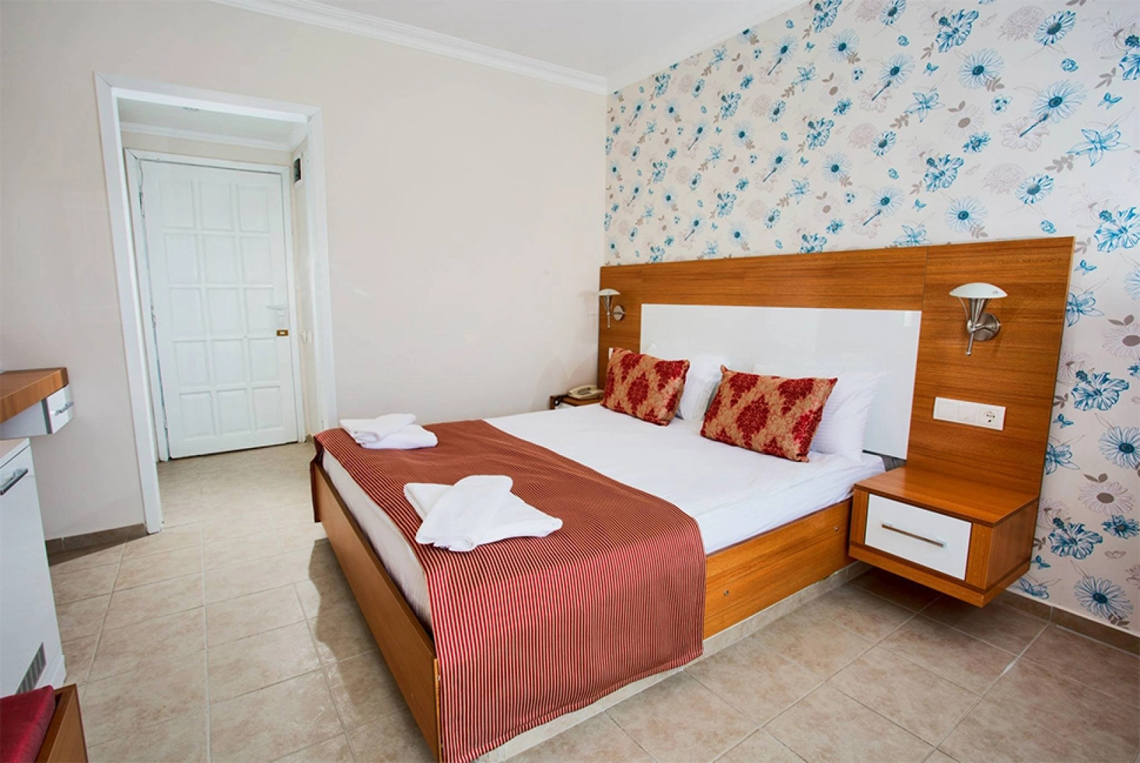 Отель Daisy Garden Resort