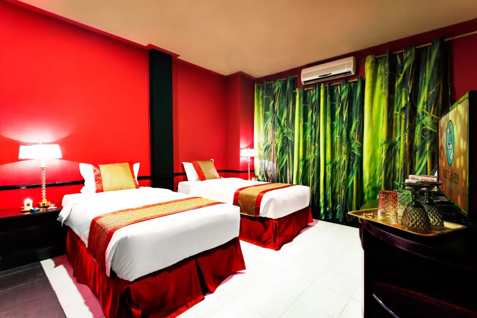 Отель Pleasure Harbour Boutique