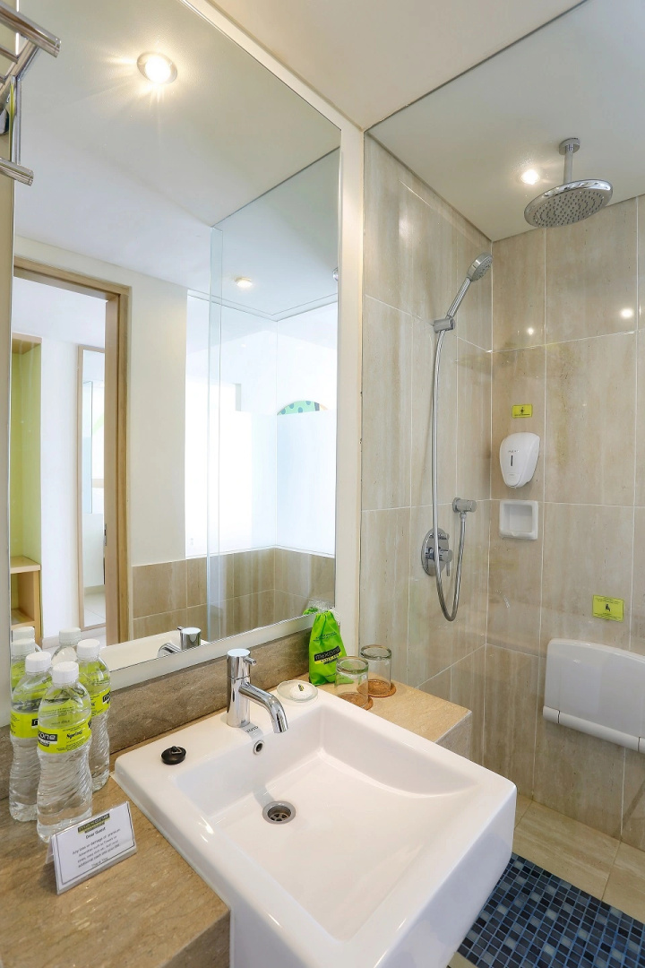 Отель MaxOneHotels Bukit Jimbaran