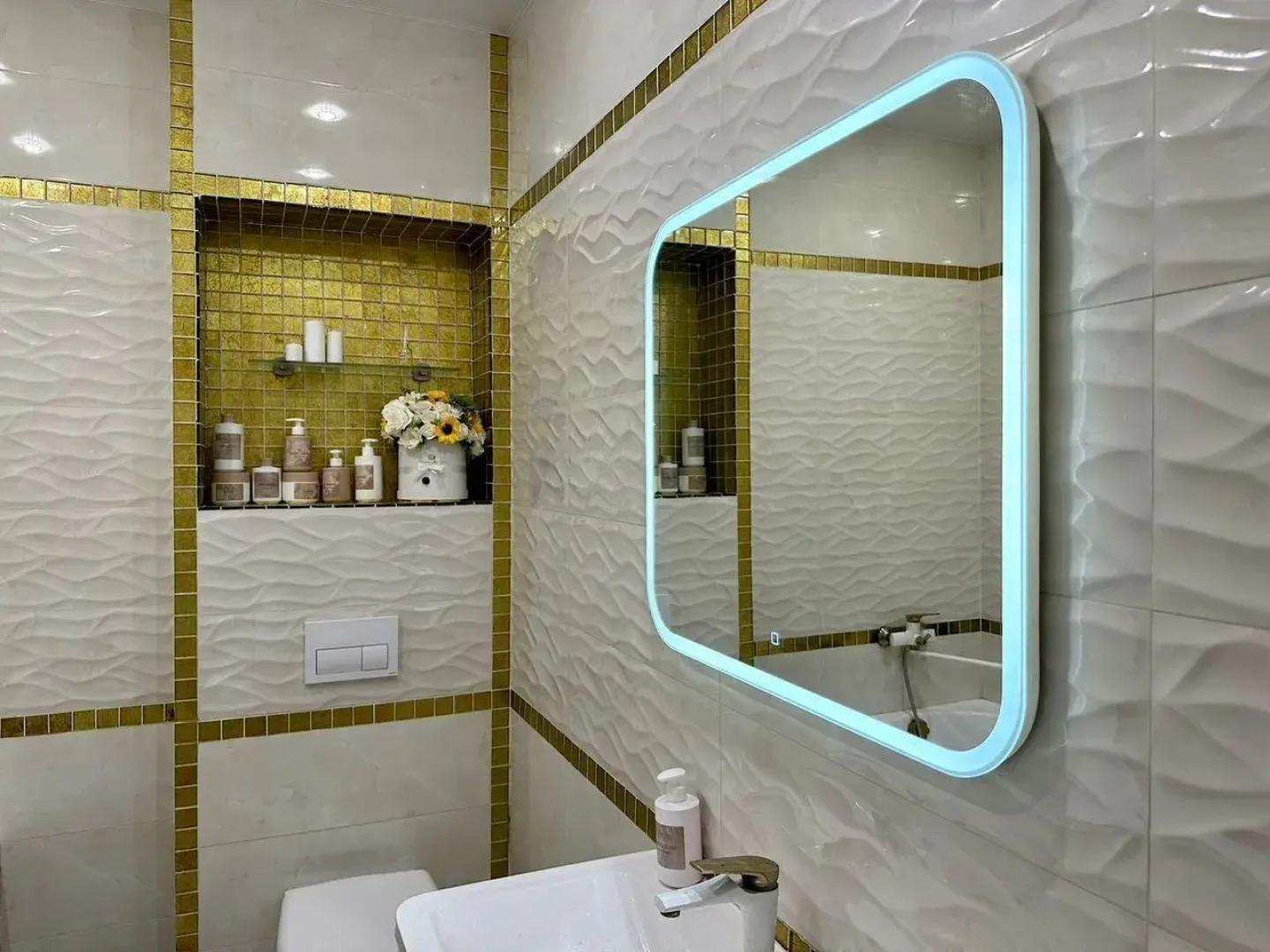 Апартаменты Brown на проспекте Куприна 34к1