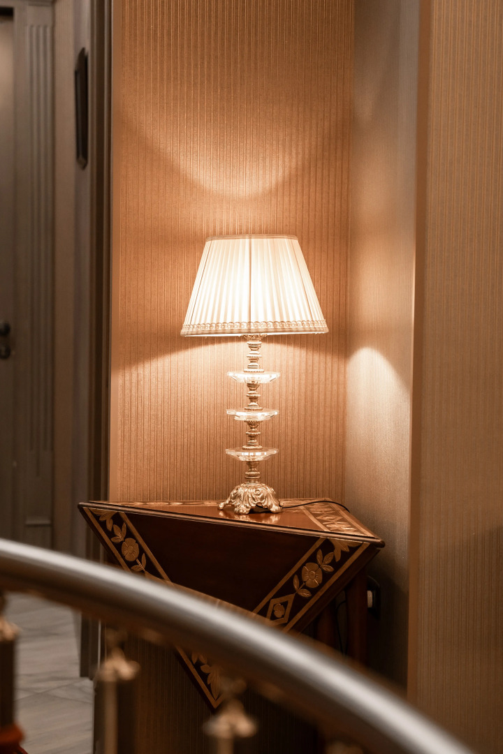 Отель West Inn Palace