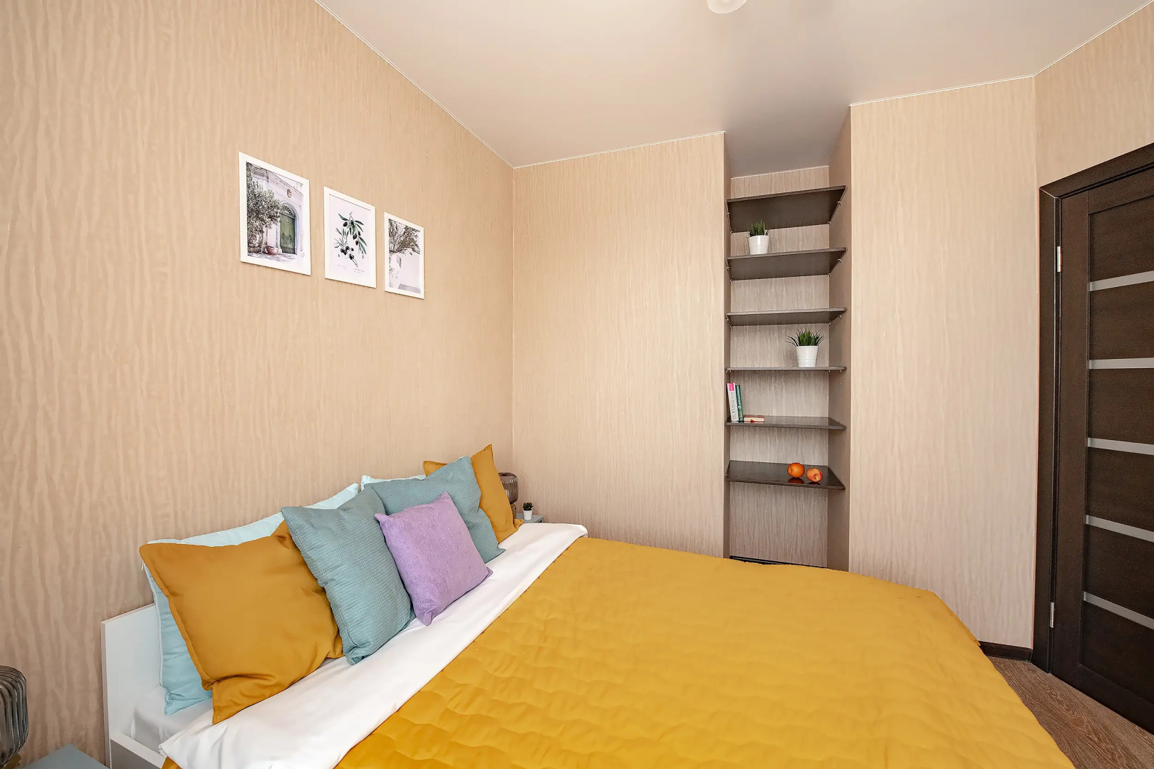 Апартаменты TopHouse на Жигура 12а  двухкомнатные