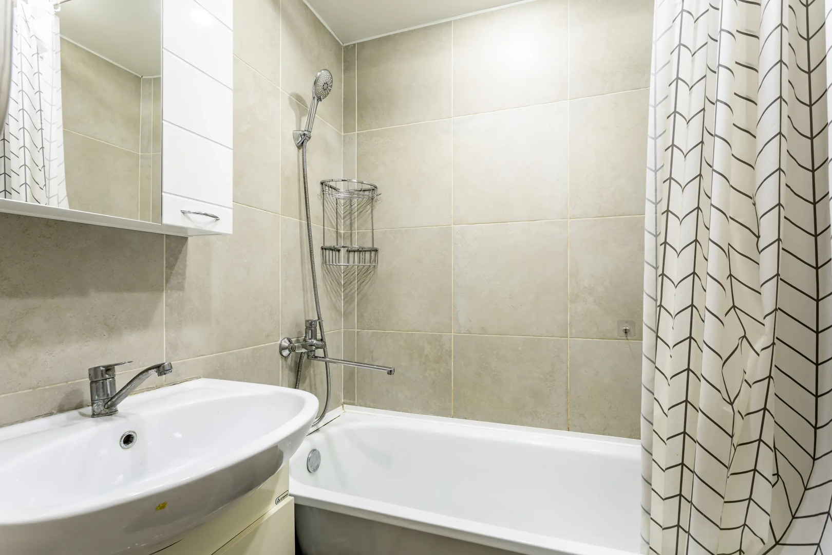 Квартира Шикарная трехкомнатная