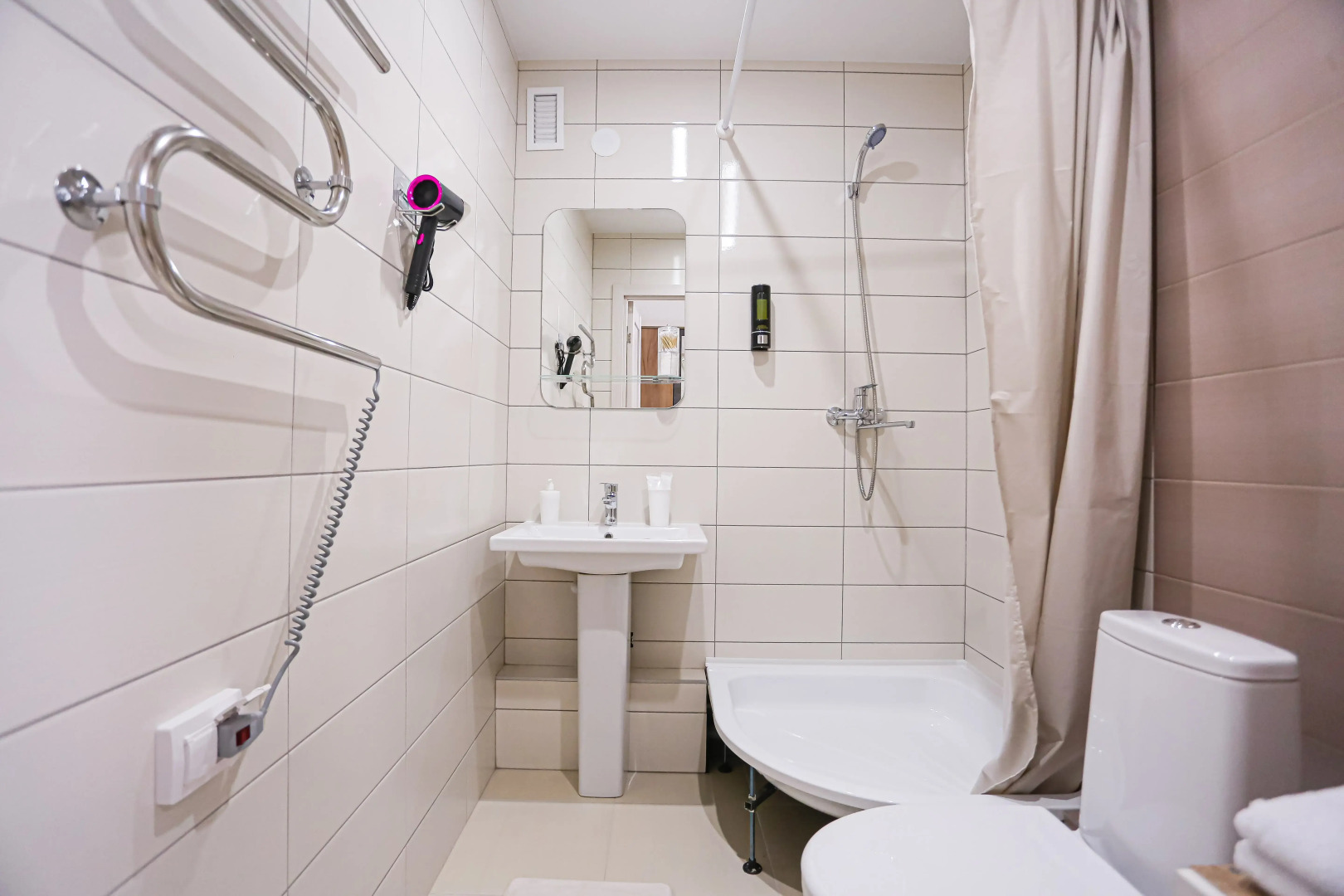 Апартаменты SunSet Героев Донбаса 15