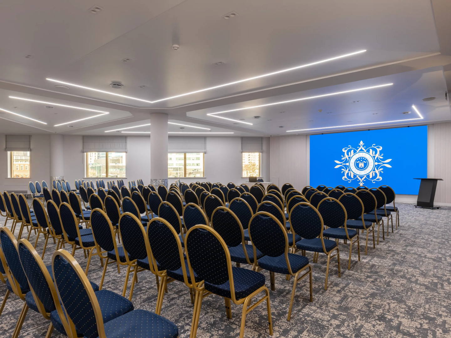 Отель Атриум Палас