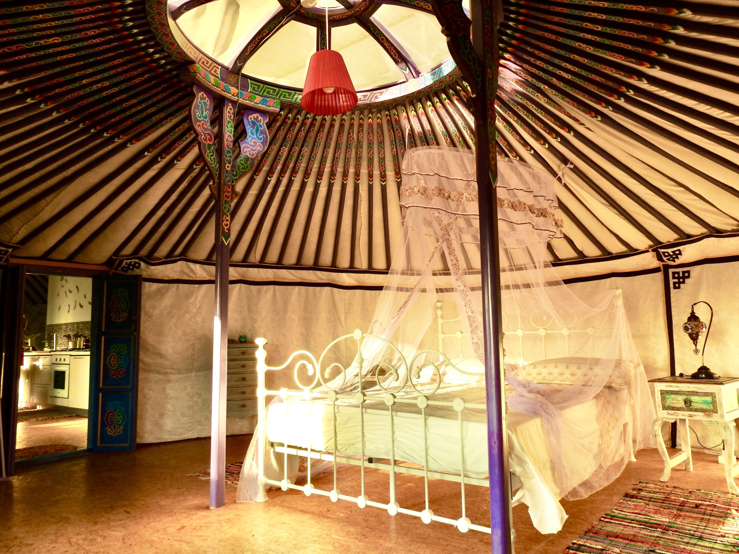 Глэмпинг Nirvana Yurts