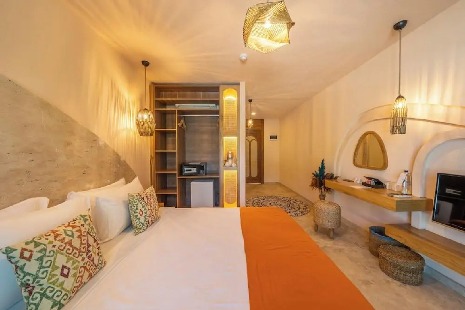 Отель Inone Mucho Selection Hotel