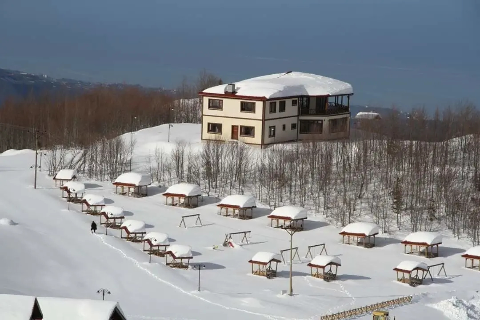 Flora Handüzü Resort & Wellness Bungalow Hotel