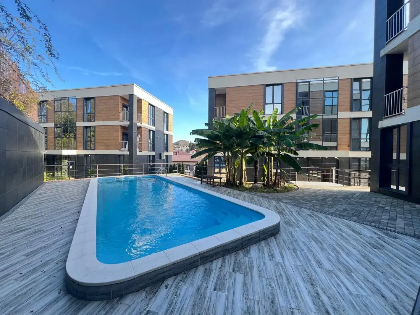 Апартаменты с Бассейном