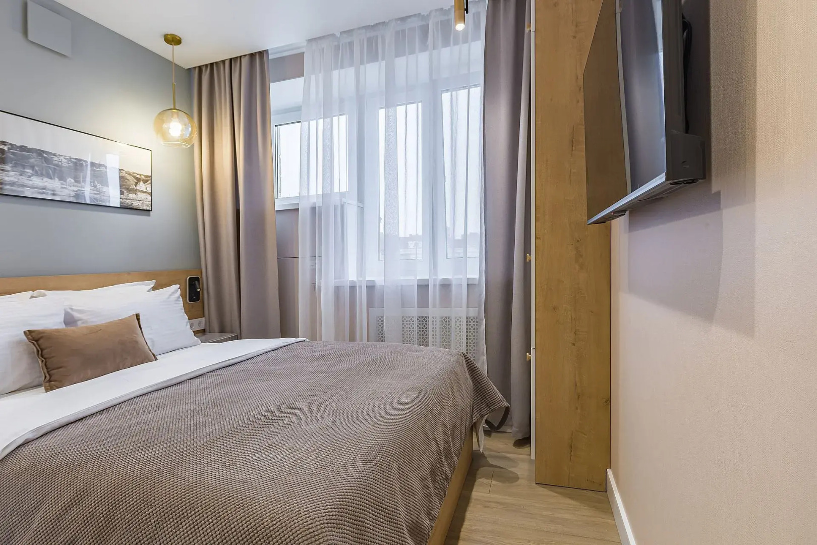 Апартаменты в центре на улице Горького 152а Сова-Дом