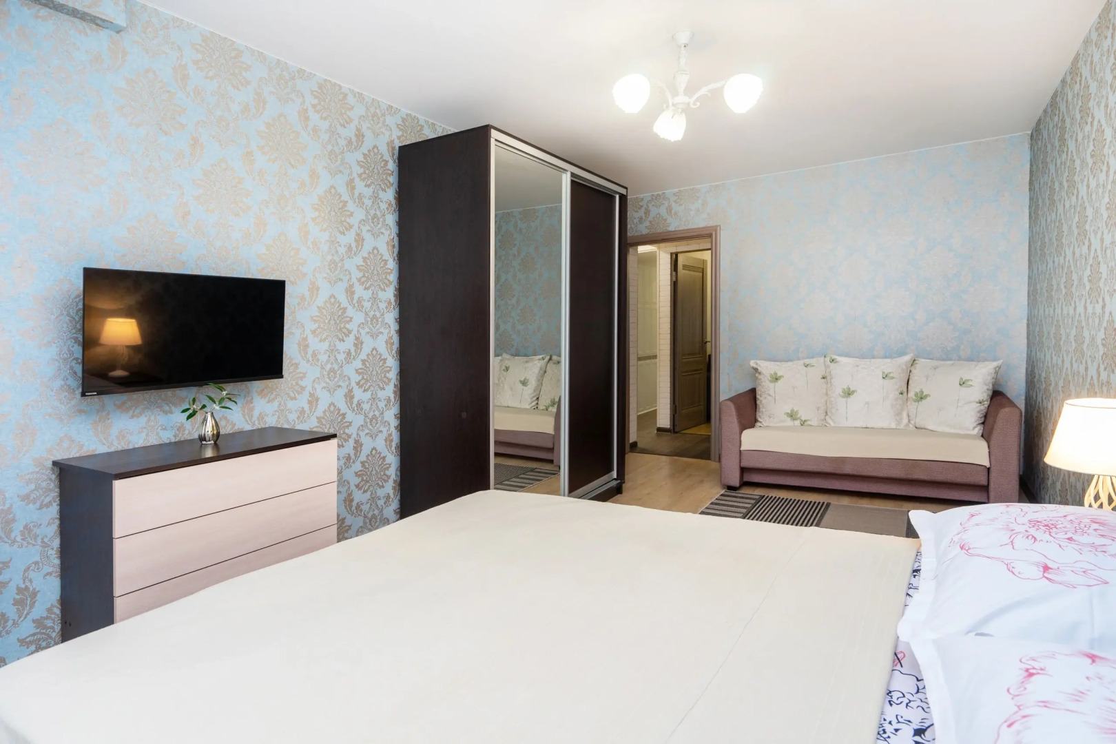 Апартаменты 2 комнатная кватира