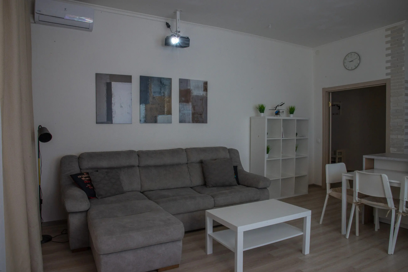 Апартаменты Гоголя 57 трехкомнатная