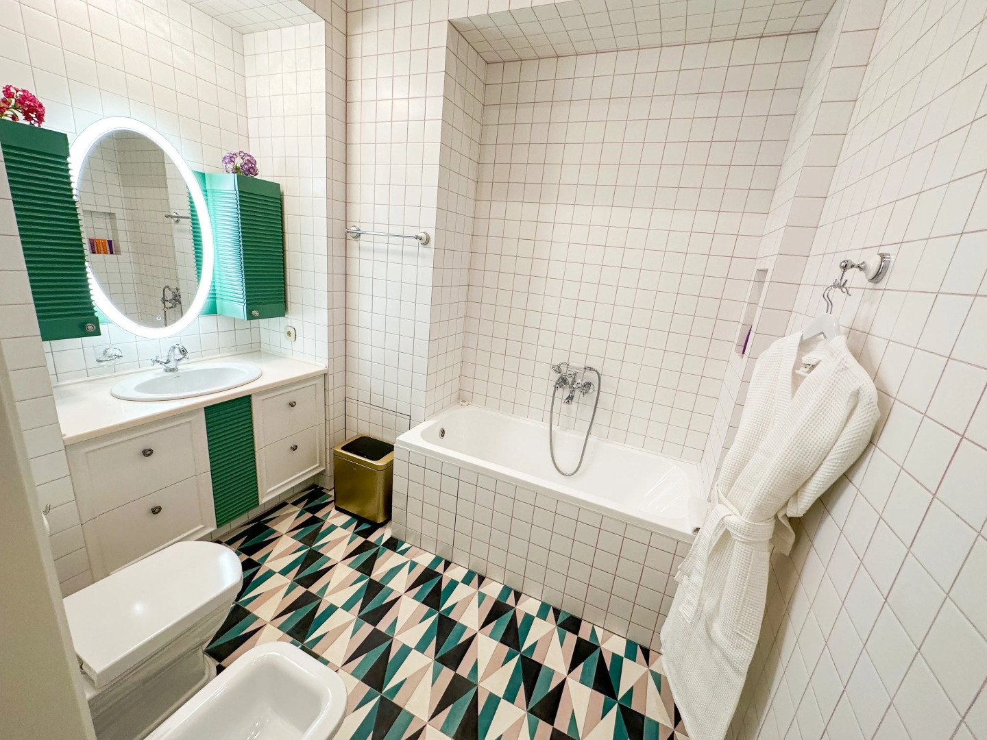 Апартаменты Эксклюзивная квартира Уголок Парижа