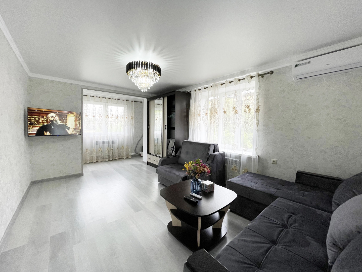 Квартира рядом с набережной города