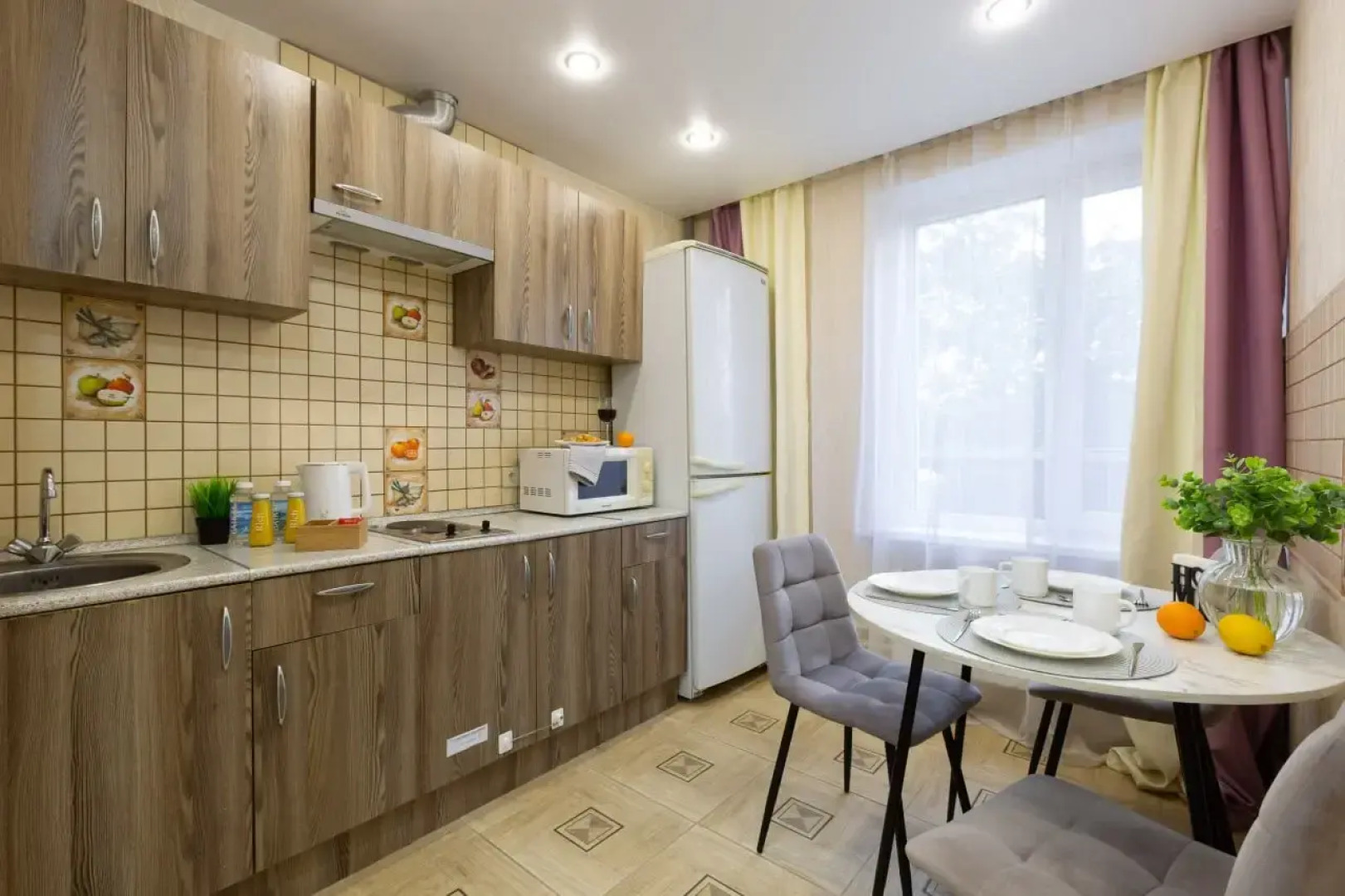 Апартаменты 1комнатные с балконом в красивом мкр Зеленограда, рядом транспорт