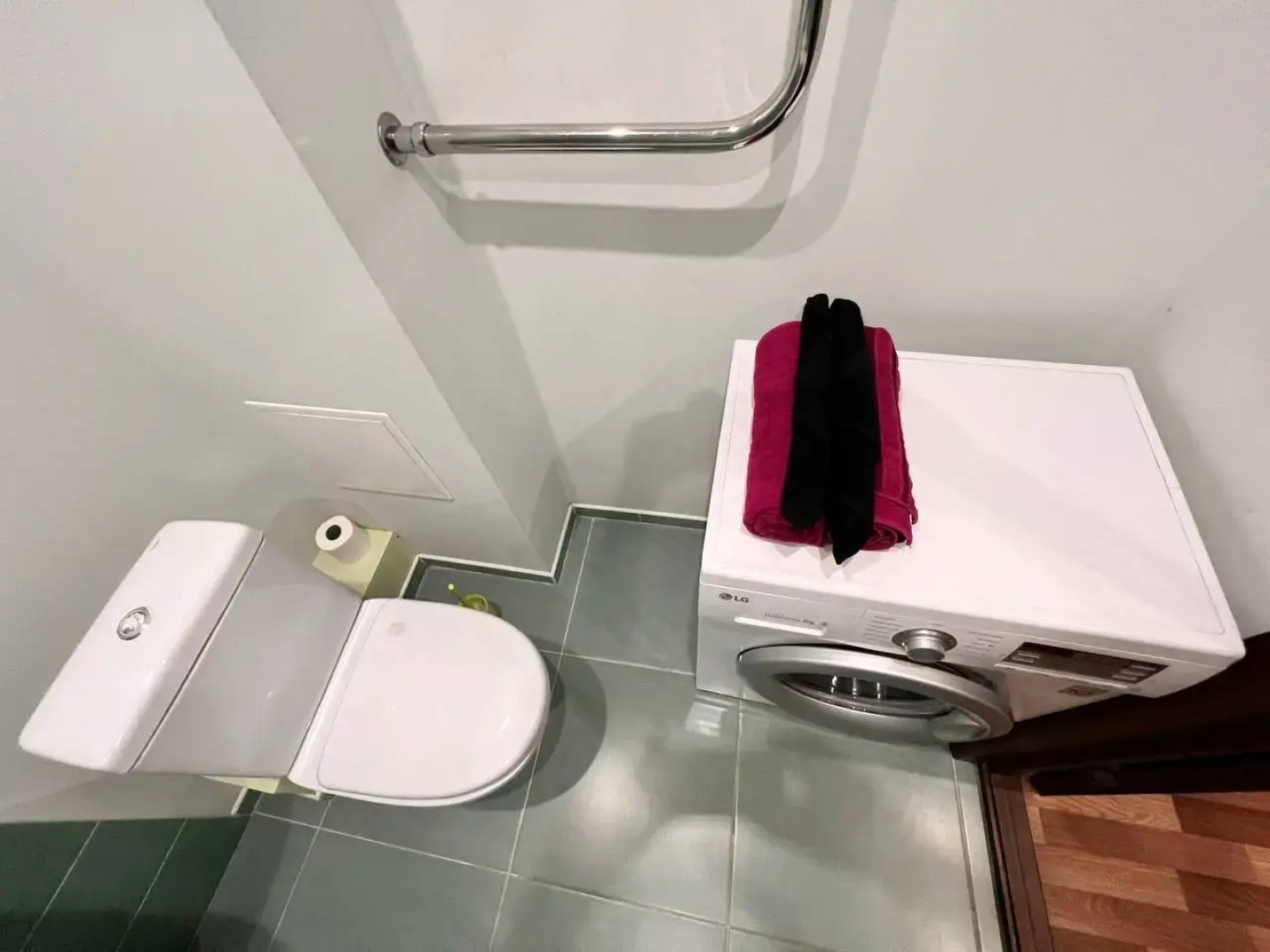 Апартаменты 2кв Восточный Суходольская 14