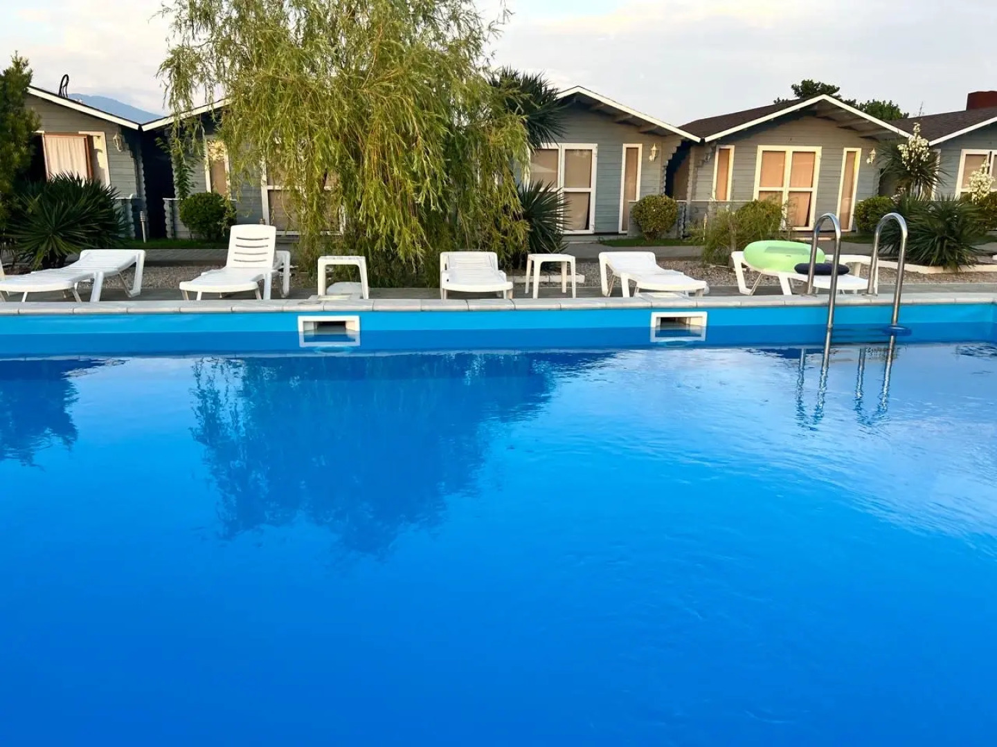 Коттеджный комплекс Летняя сказка