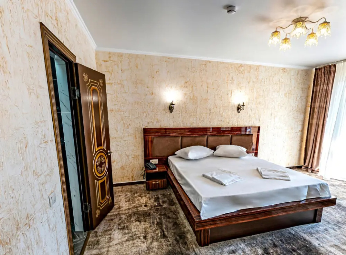 Отель Оскар