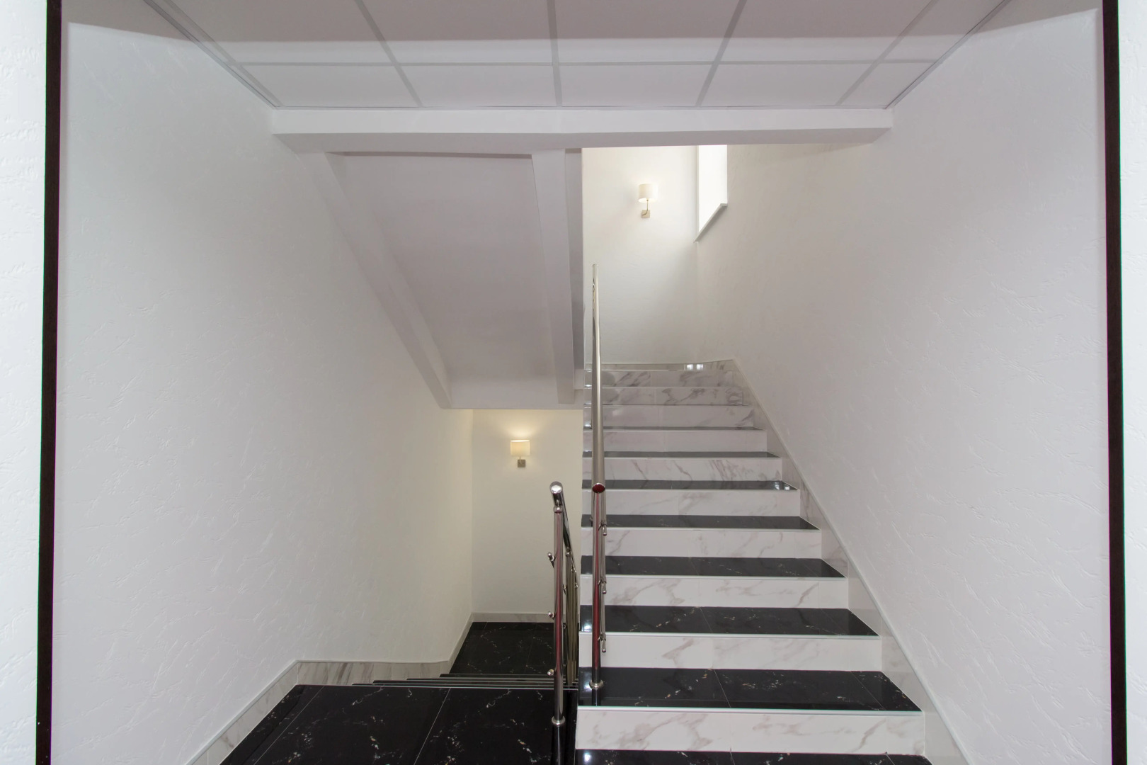 Отель Атрия