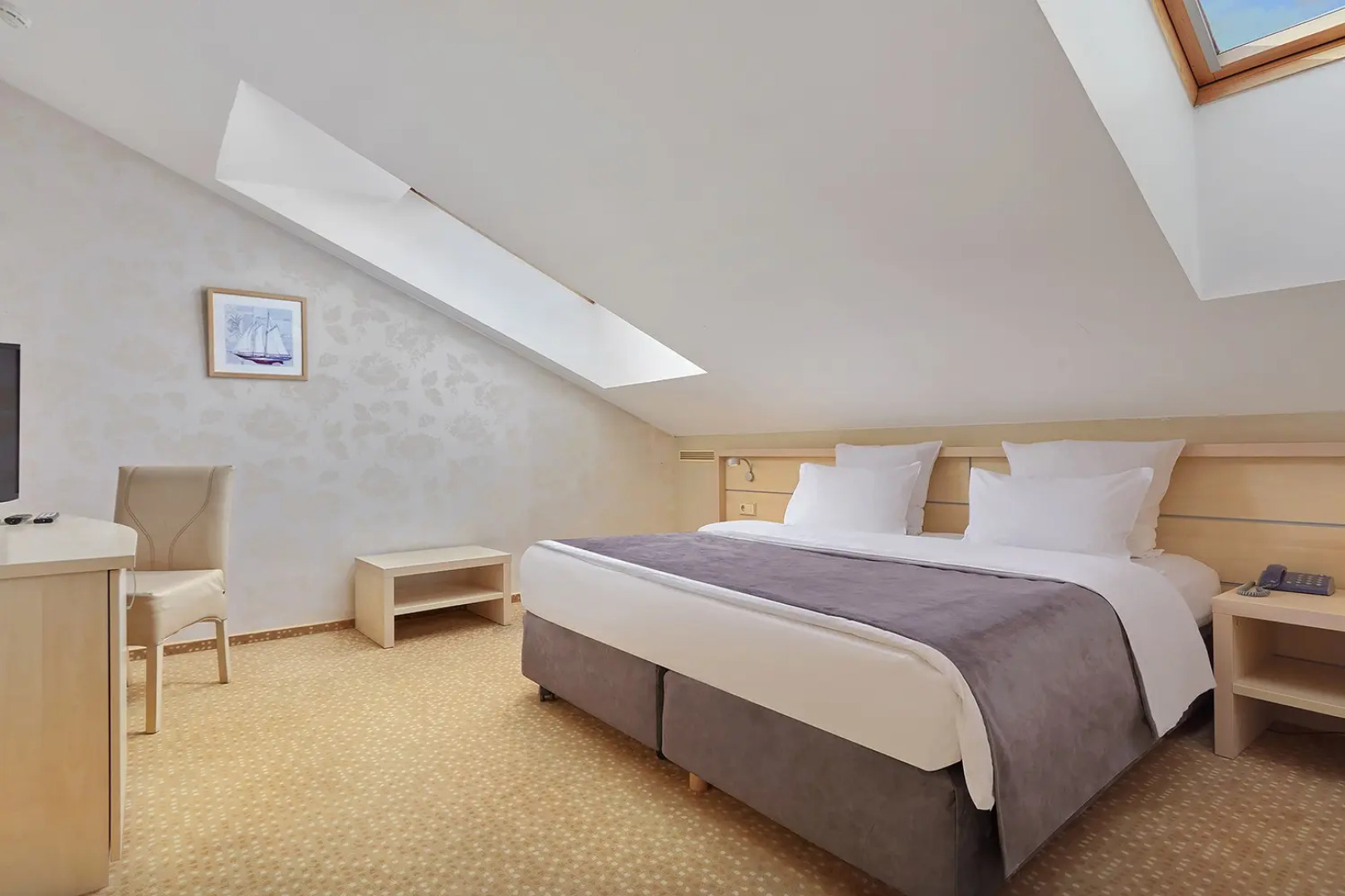 Отель Пятый Угол