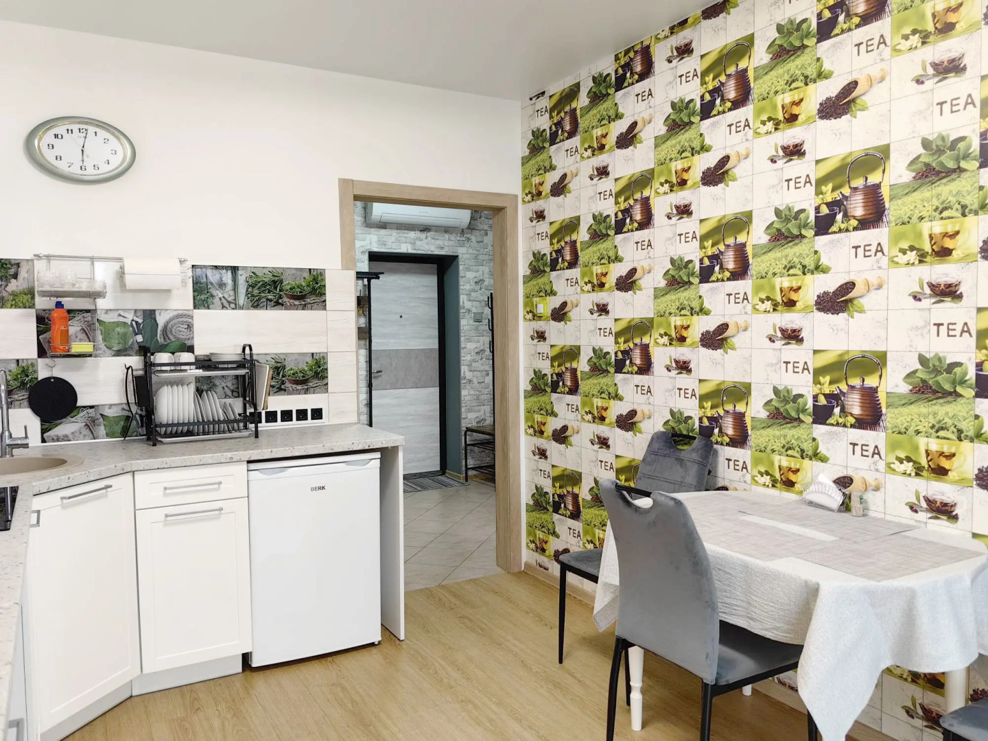 Апартаменты у моря на Октябрьской