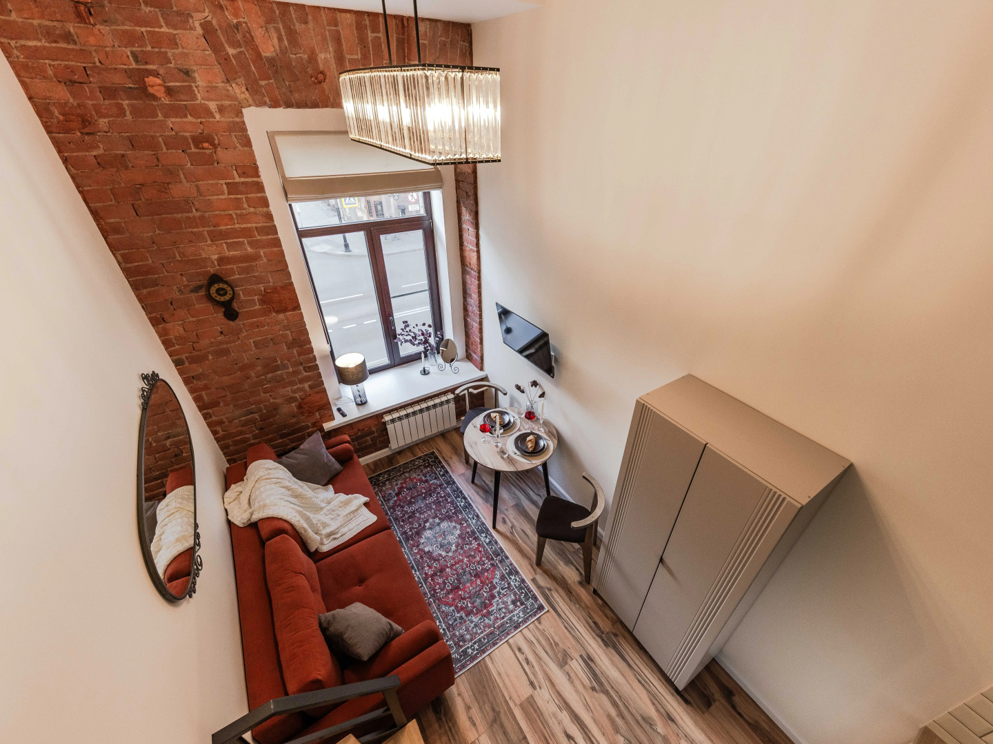 Квартира Студия с Дизайнерским Ремонтом в Самом Центре Города