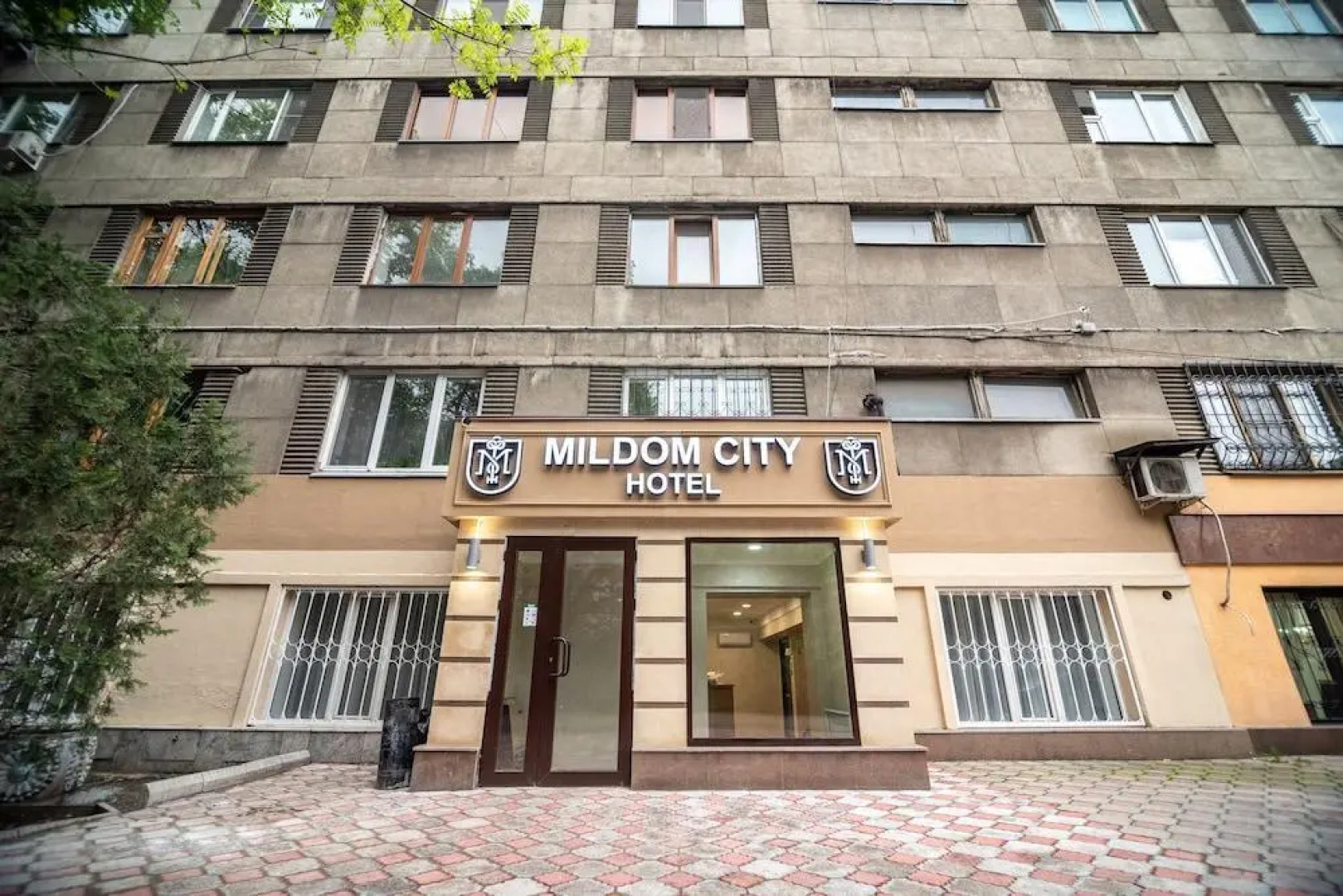 Отель Mildom City