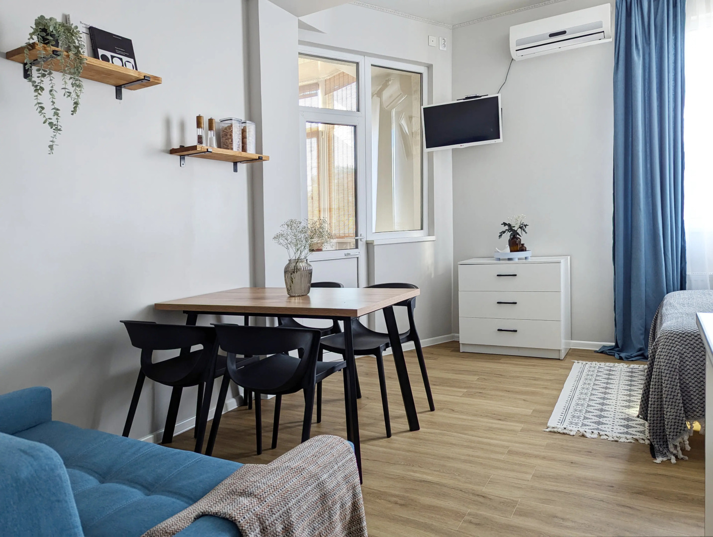 Квартира Студия у ж/д Адлер 900 м до Моря