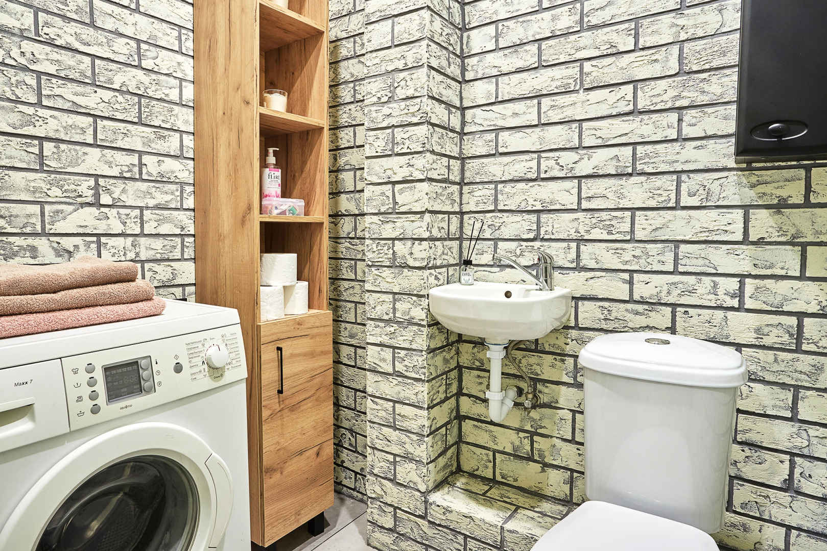 Квартира Большая квартира возле метро Площадь Победы