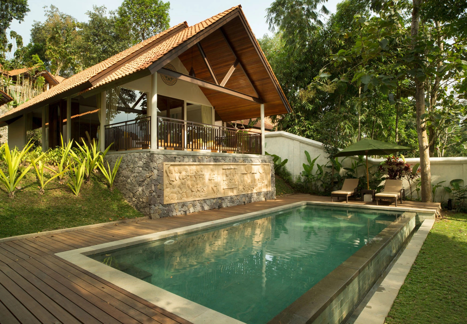 Отель Plataran Borobudur Resort and Spa