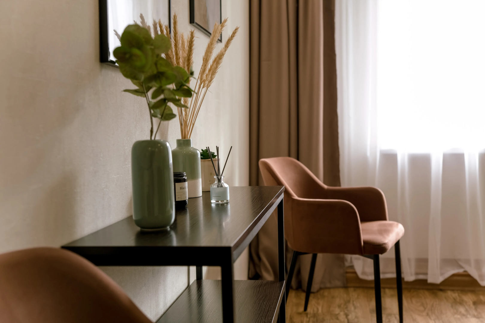 Апартаменты Двухкомнатные на Ленинградской 72