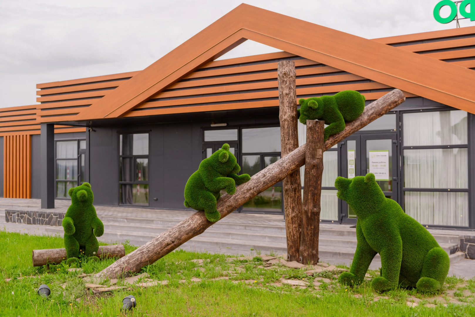 Частный дом в поселке у водохранилища