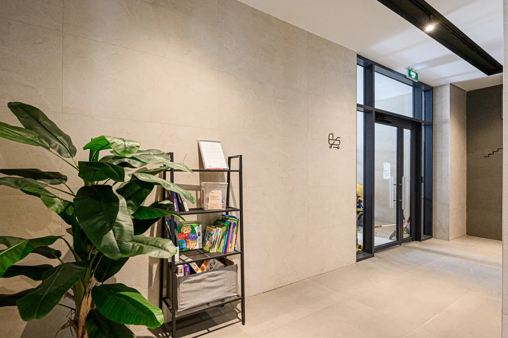 Апартаменты Stepanenkov для Двоих Гостей на Заровного 10 на 14 этаже