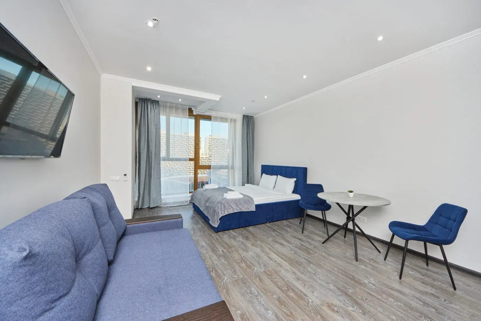 Апартаменты в ЖК Лайнер-Восток с Видом на Город