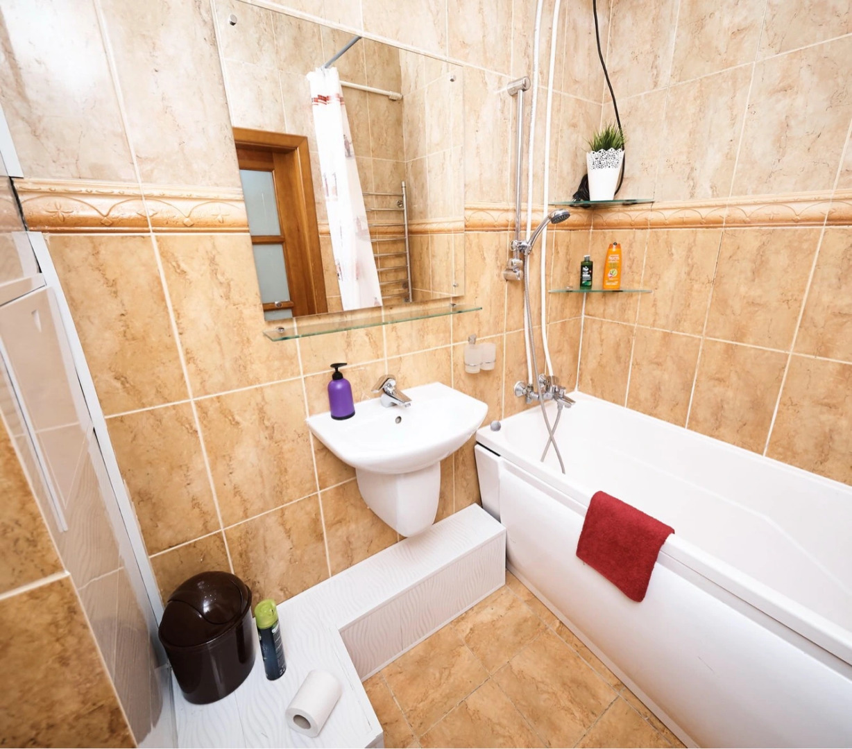 Апартаменты Интернациональная 14