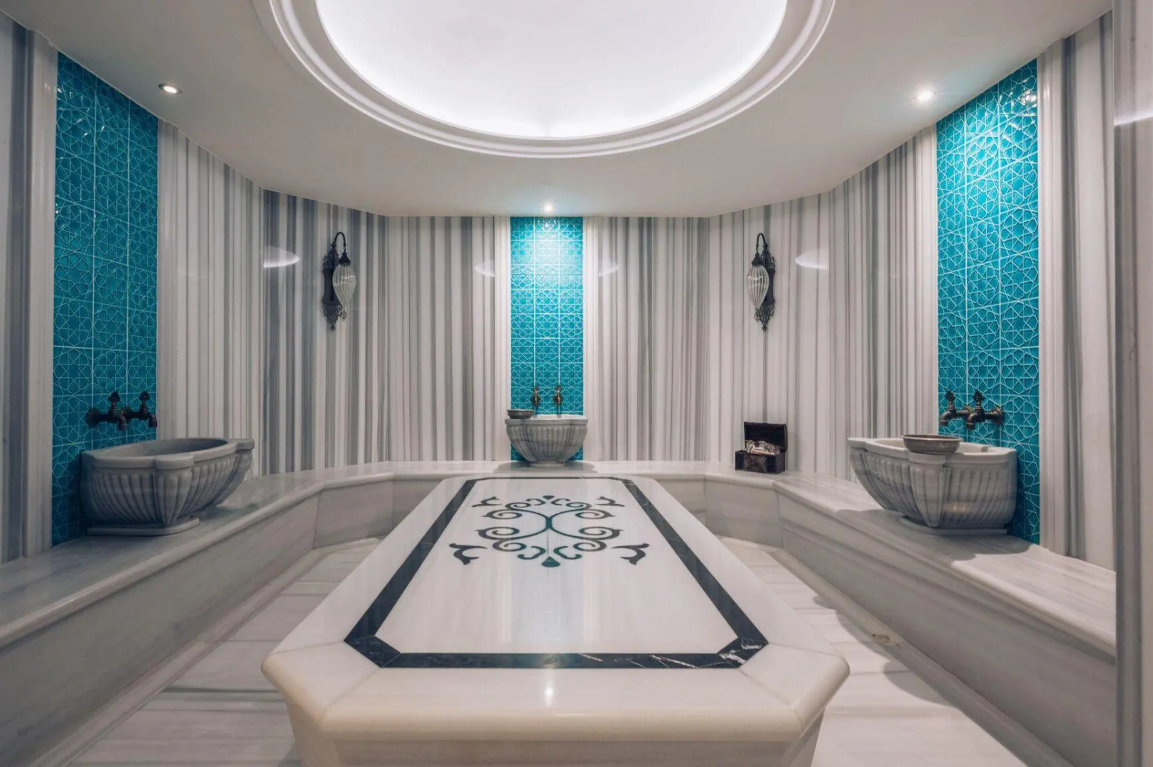 Отель Iberostar Slavija