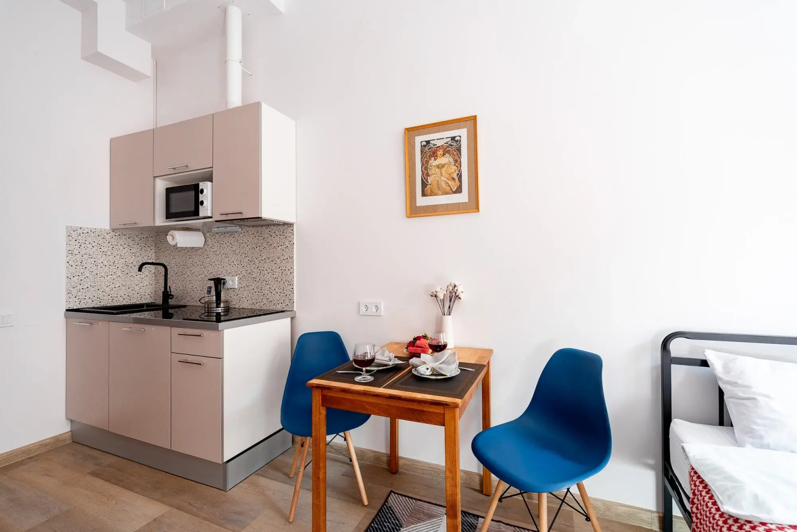 Квартира Уютная студия Kamelia 1