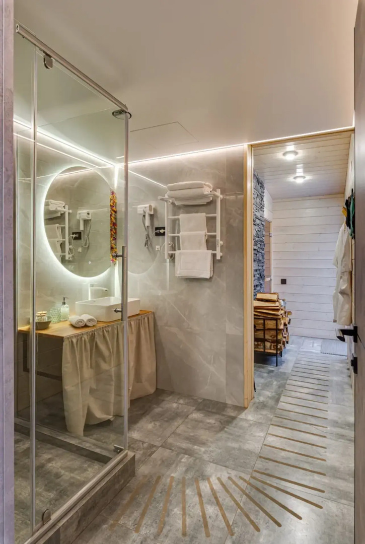 Частный дом Увеличенный А-фрейм Сад с баней и чаном